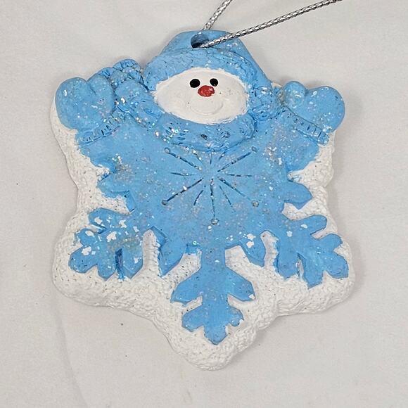 Vintage Christmas Ornaments Snow Flake Blue White Ceramic Hand Painted Set Of 7 - Picture 7 of 10